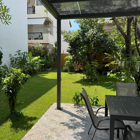 Garden House דירה *