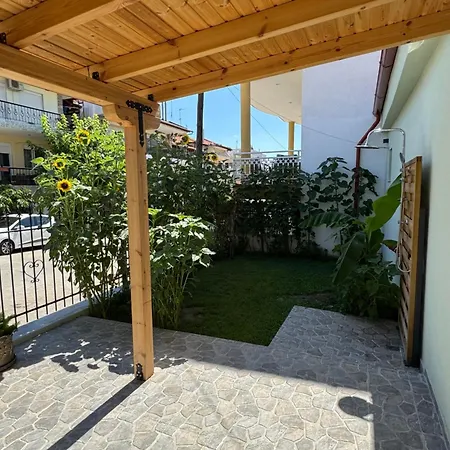 Garden House Φλογητά