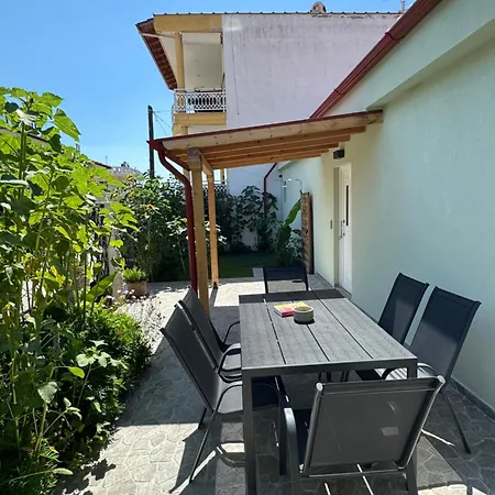 Garden House Φλογητά