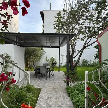 Garden House *