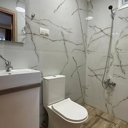 Διαμέρισμα Garden House *