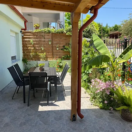 Garden House *