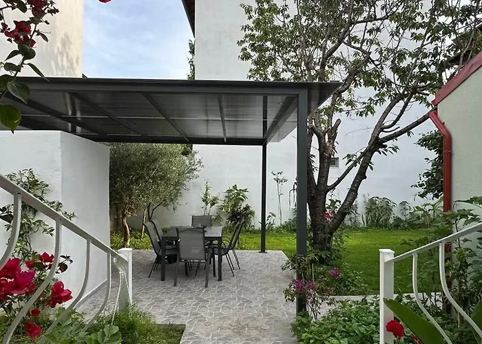 Garden House *