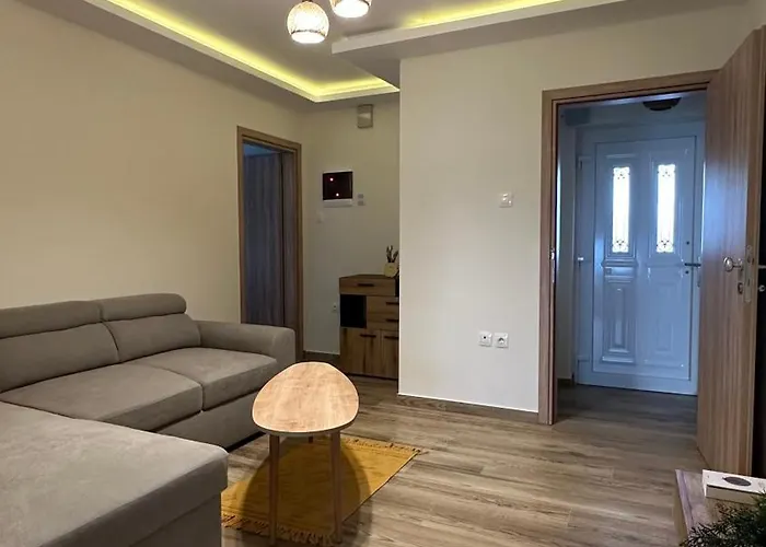 Garden House Apartament *